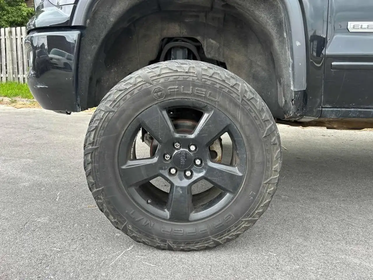 GMC Sierra 1500 photo GMC Sierra 1500