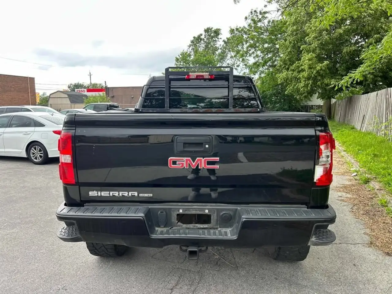 GMC Sierra 1500 photo GMC Sierra 1500