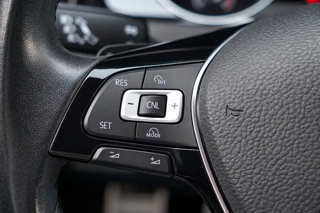 Volkswagen Golf view 15