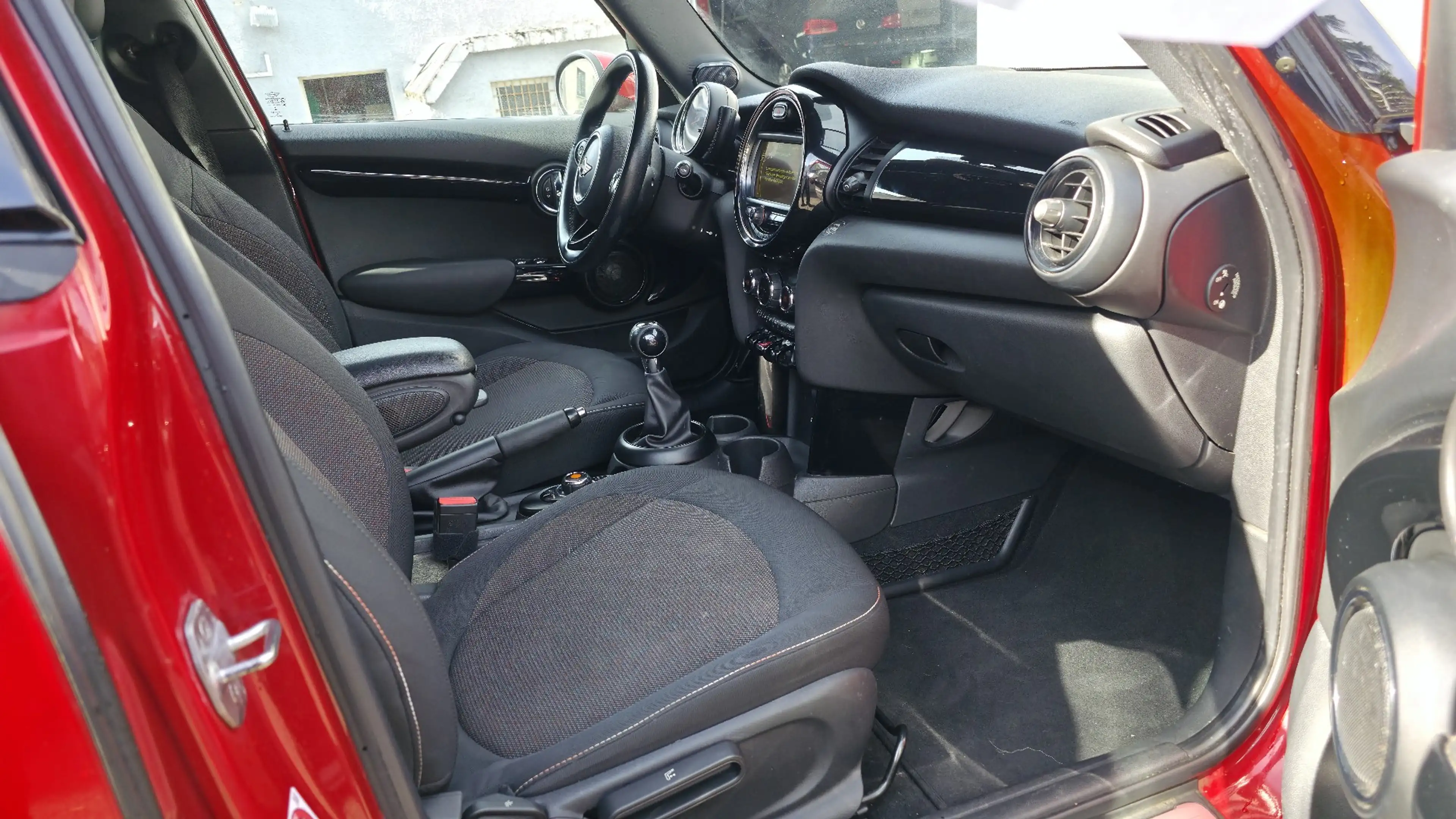 MINI Cooper D Mini 1.5 D Cooper / Euro 6b / Gps  / Jantes / — photo 13