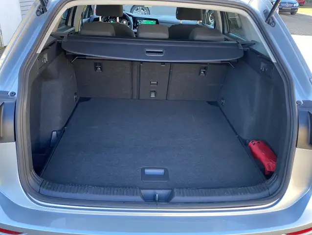 Volkswagen Golf view 14