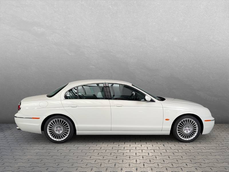 Jaguar S-Type 2.7 V6 Diesel im Kundenauftrag Xenon e-Sitze SHZ A — photo 6