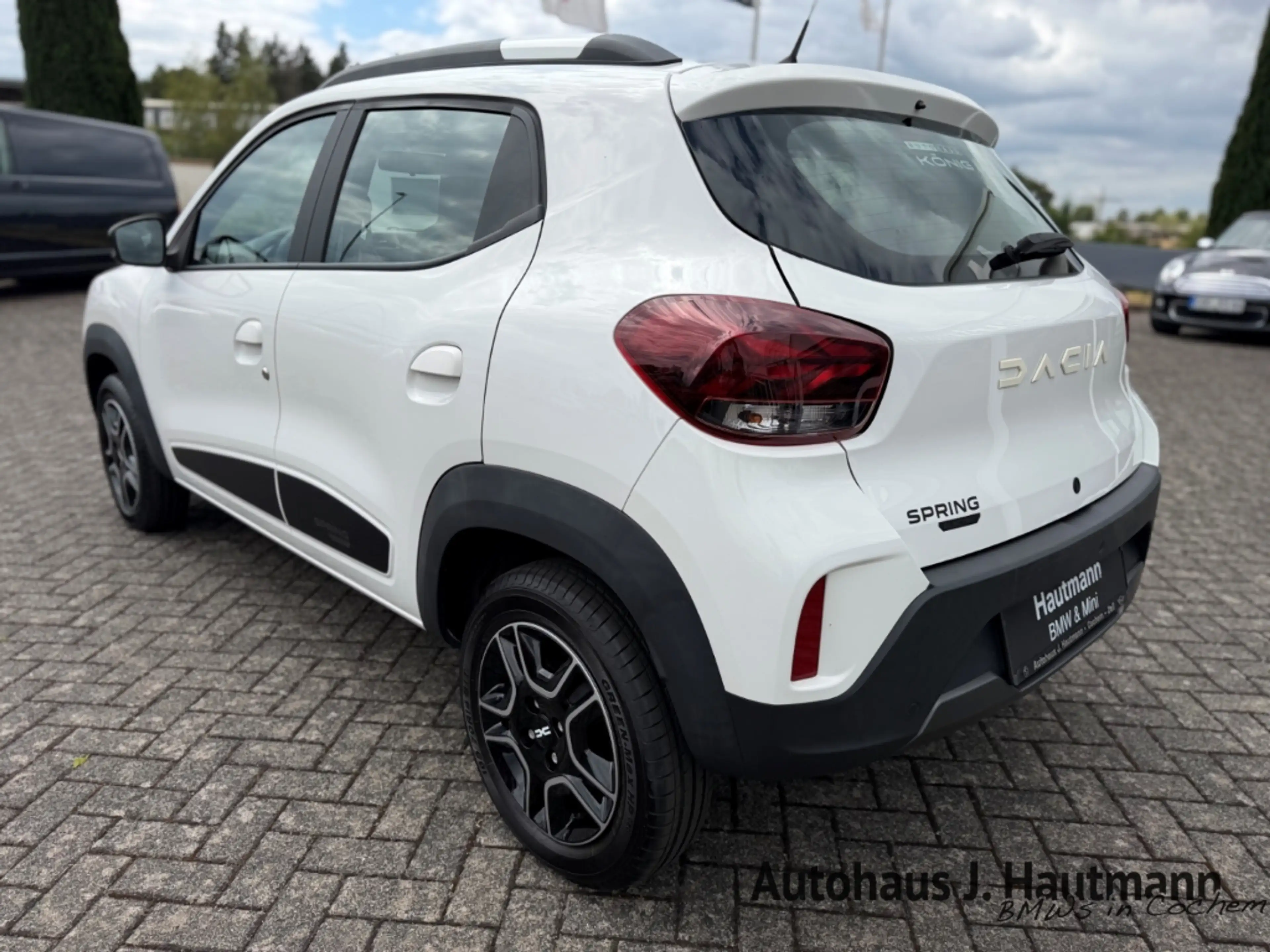 Dacia Spring Electric Essential *1.HAND*NAVI*RFK*CCS* — photo 6