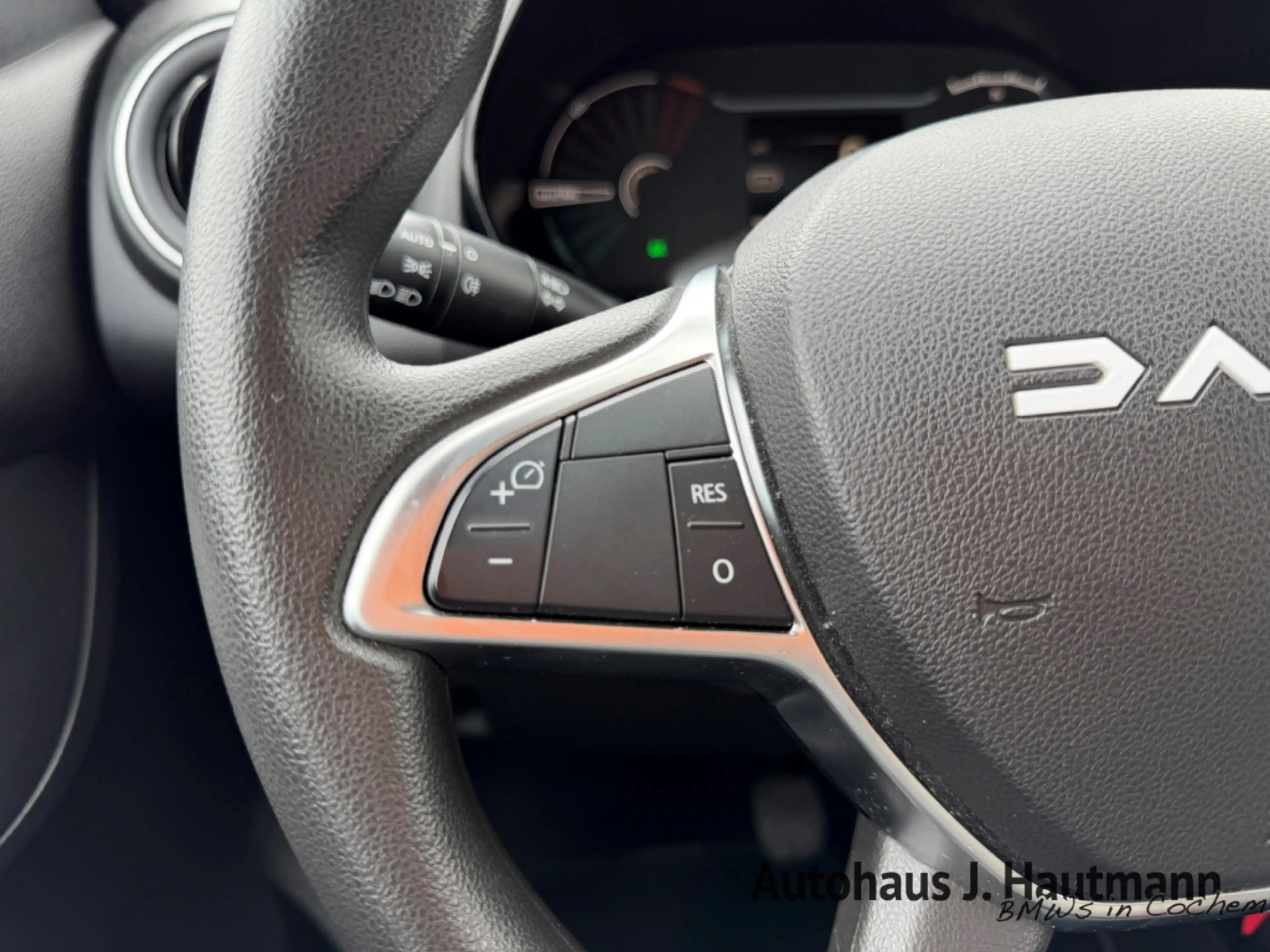 Dacia Spring Electric Essential *1.HAND*NAVI*RFK*CCS* — photo 14