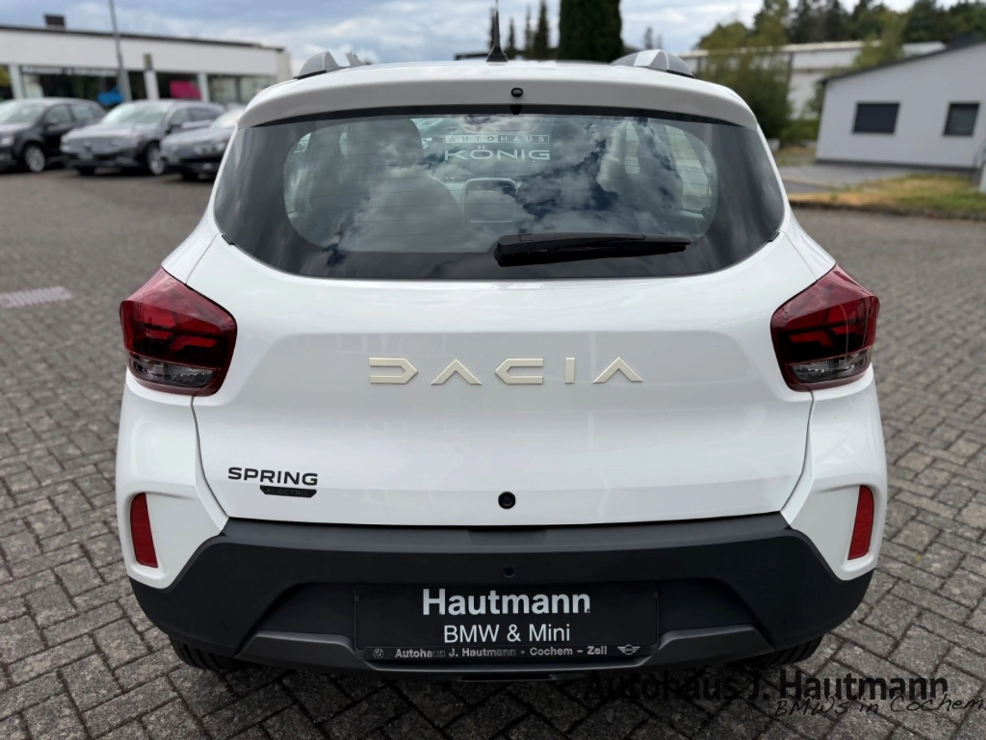 Dacia Spring Electric Essential *1.HAND*NAVI*RFK*CCS* — photo 7