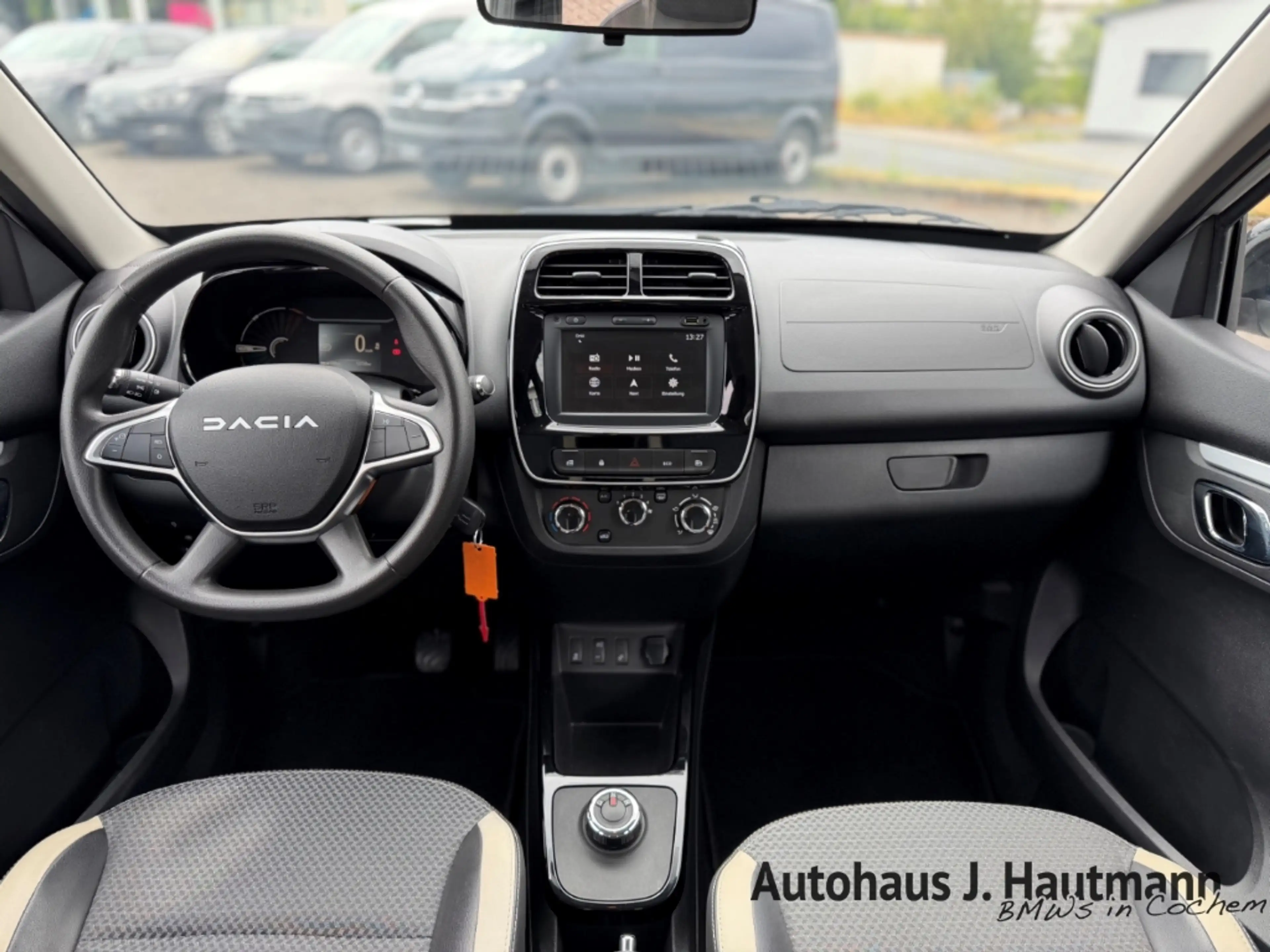 Dacia Spring Electric Essential *1.HAND*NAVI*RFK*CCS* — photo 15