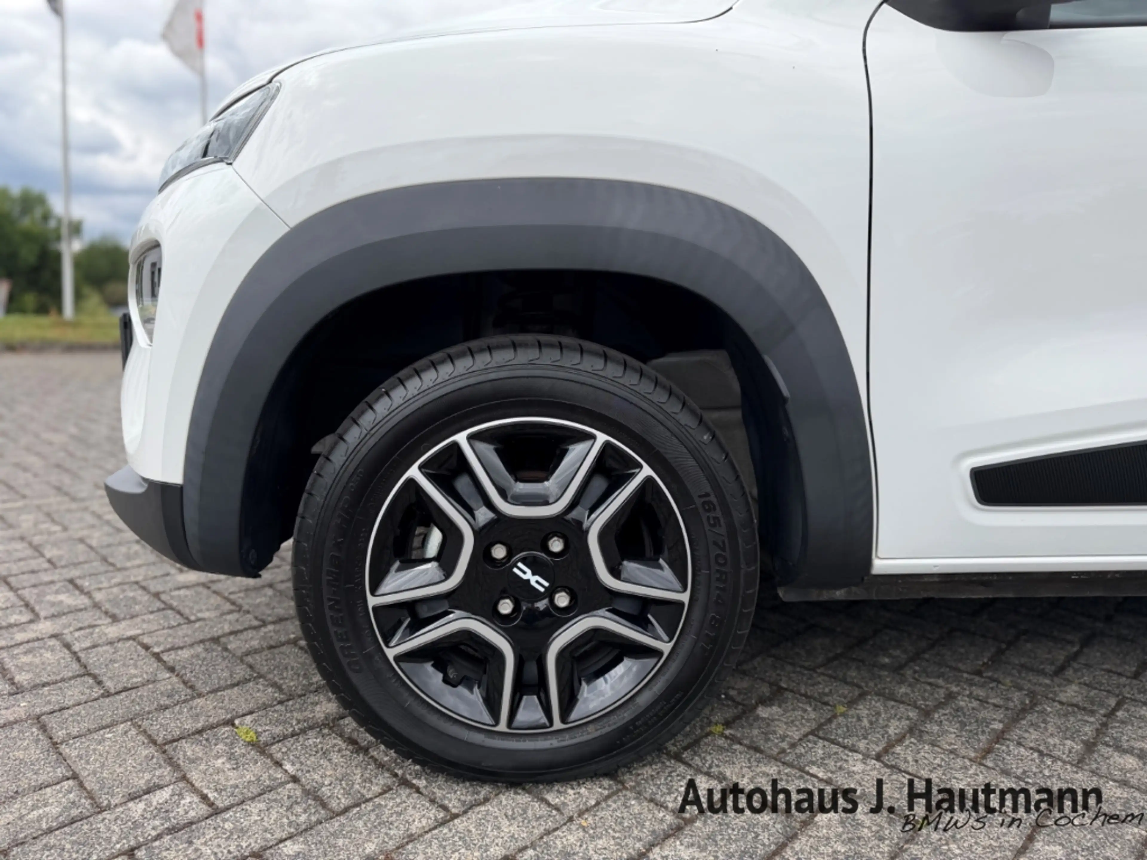 Dacia Spring Electric Essential *1.HAND*NAVI*RFK*CCS* — photo 3