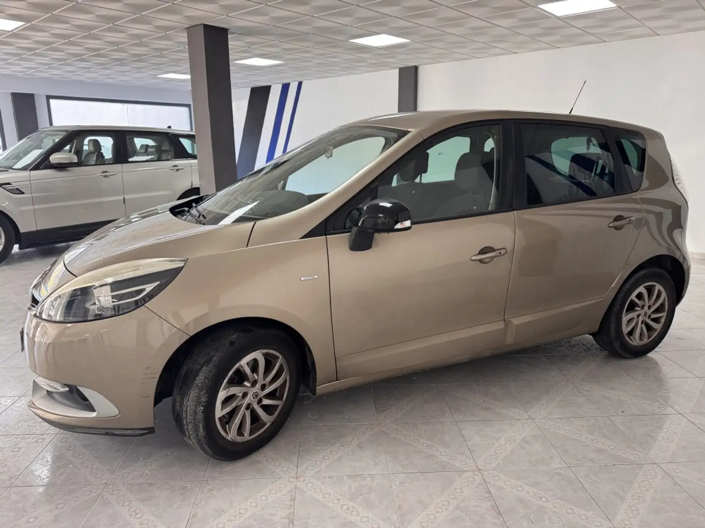Renault Scenic 1.5dCi eco2 Energy Bose 110 Beige - 2