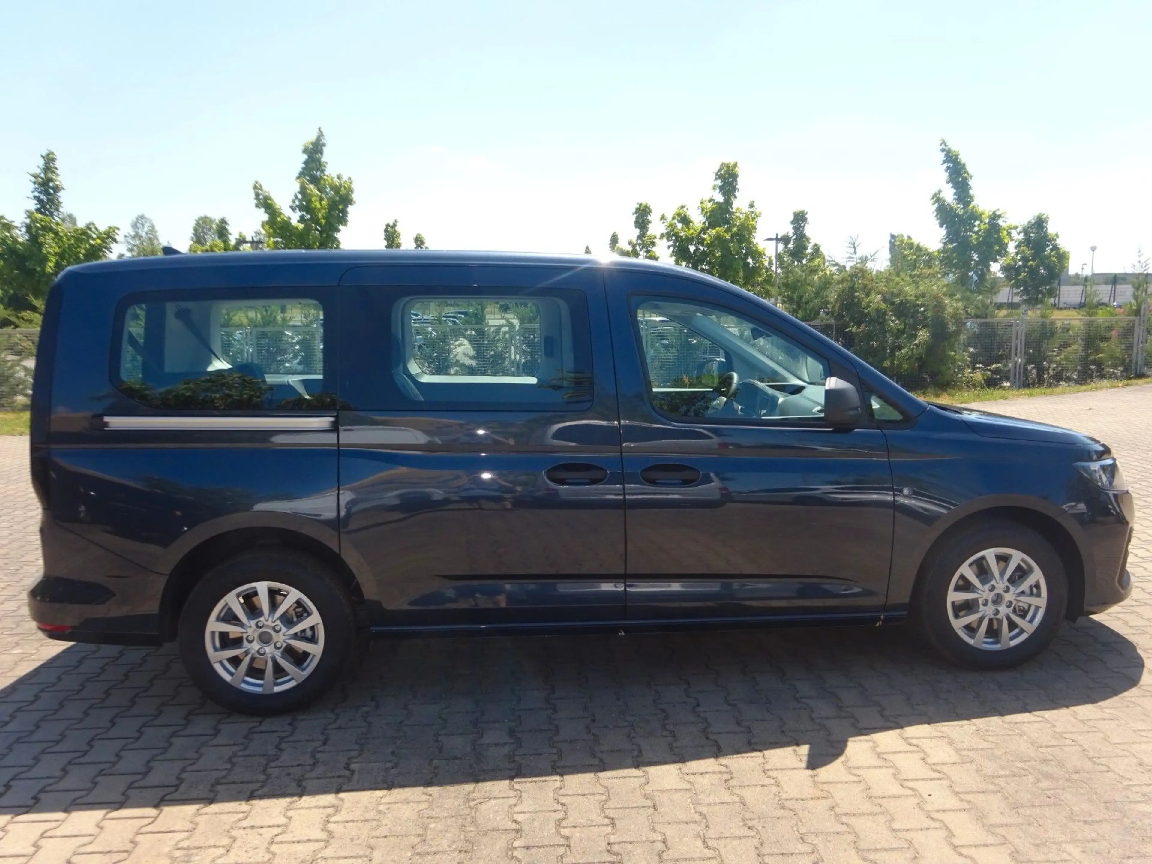 Ford Grand Tourneo Connect Trend AHK Kam SHZ 7Sitz — photo 8