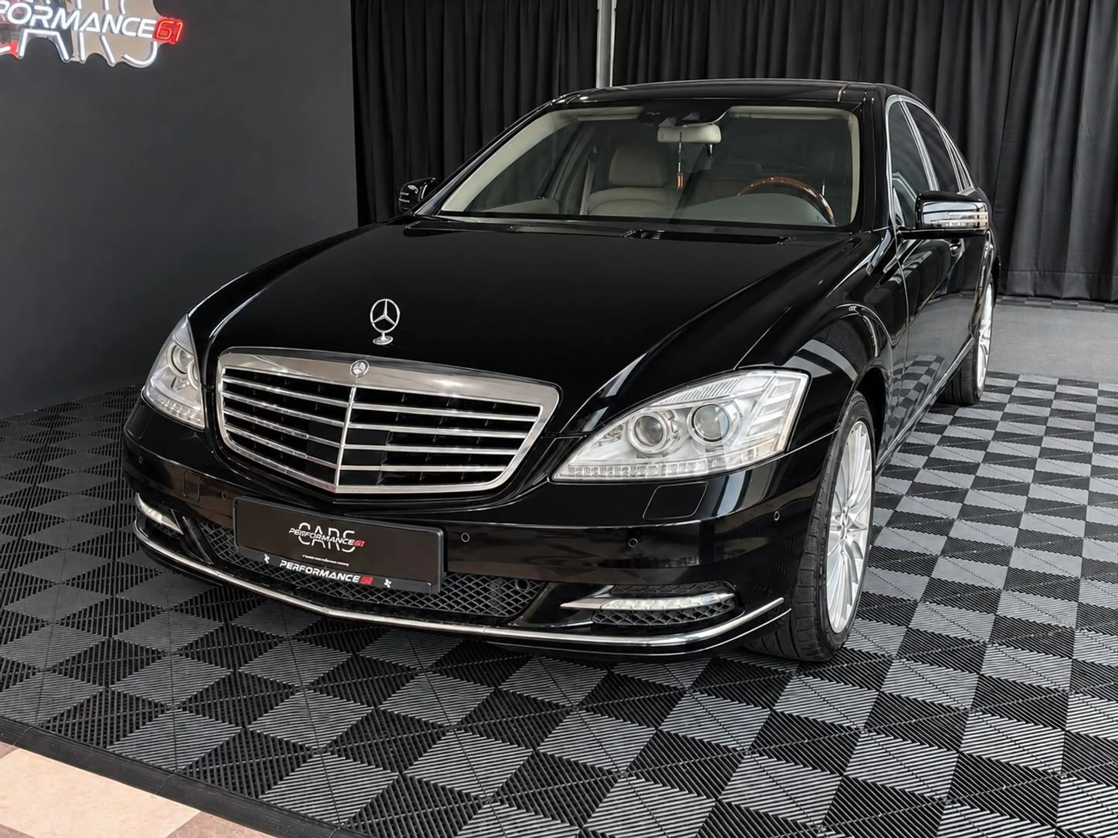 Mercedes-Benz S 500 4Matic L/ TV/Sitzklima/Kühlschrank/Nachtsi