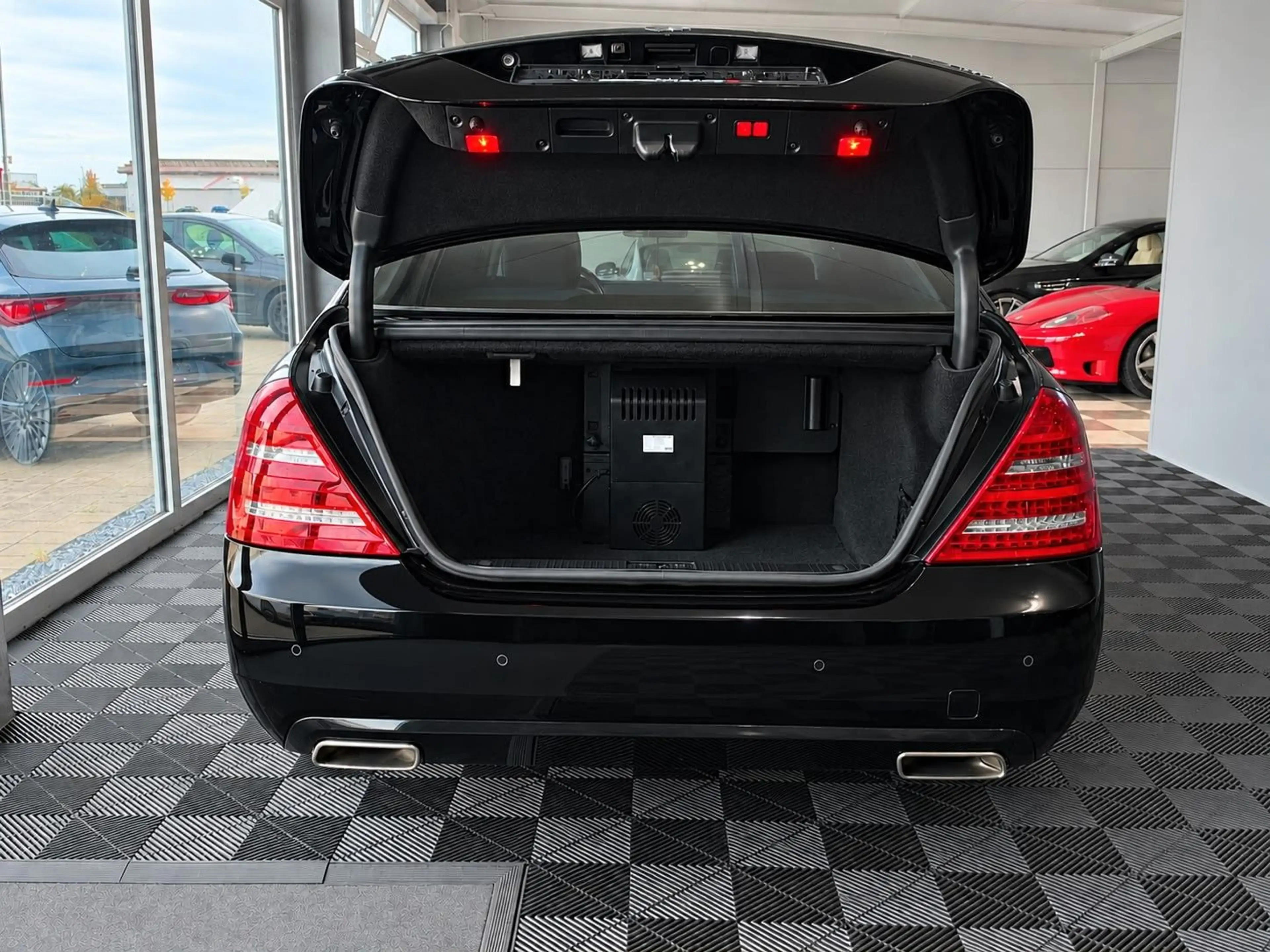 Mercedes-Benz S 500 4Matic L/ TV/Sitzklima/Kühlschrank/Nachtsi — photo 6