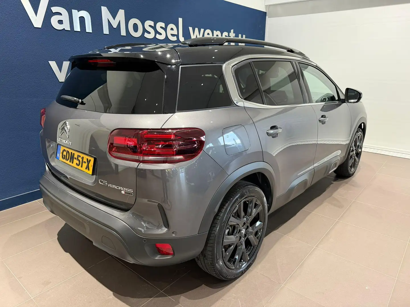Citroen C5 Aircross 1.2 Hybrid 136 ë-Series | Camera | Climate control Grijs - 2