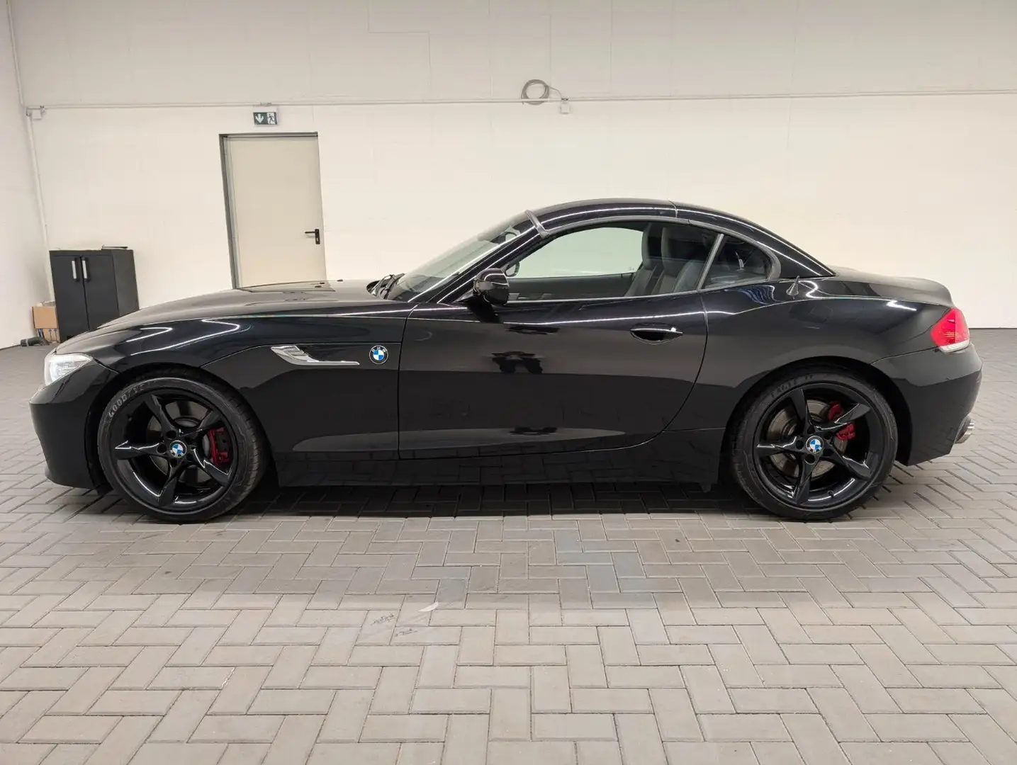 BMW Z4 35 is Bi-Xenon/Navi/Leder/SHZ/PDC/18 LM Schwarz - 2