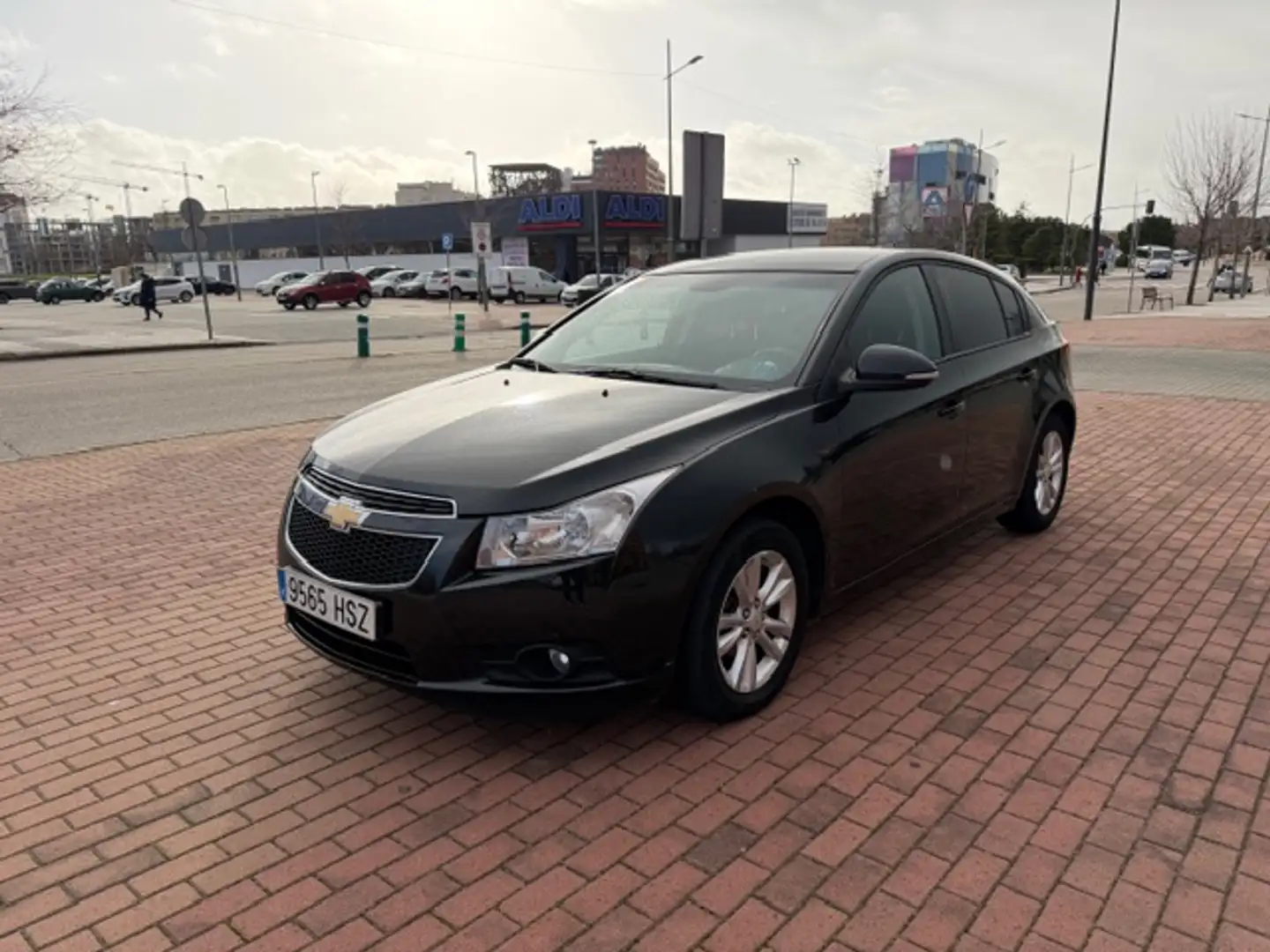 Chevrolet Cruze 1.6 LT 117 - 1