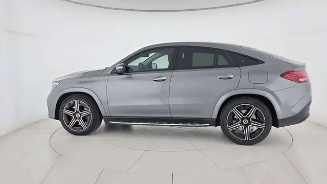 Mercedes-Benz Gle Class view 4