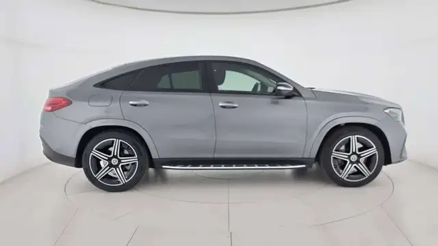 Mercedes-Benz Gle Class view 8