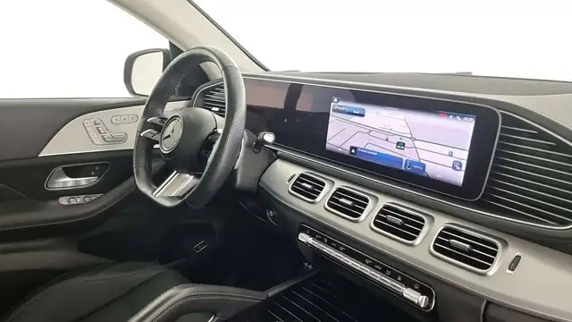 Mercedes-Benz Gle Class view 11