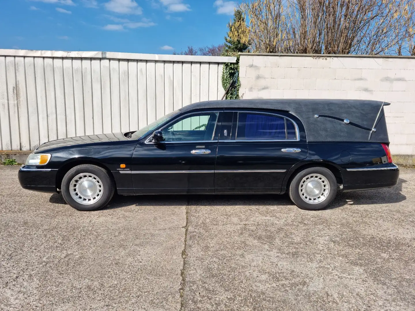 Lincoln Town Car Leichenwagen / 3-Sitzer / LKW-Zul. / 48000 KM Чёрный - 2