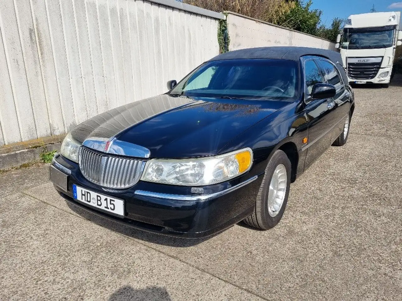 Lincoln Town Car