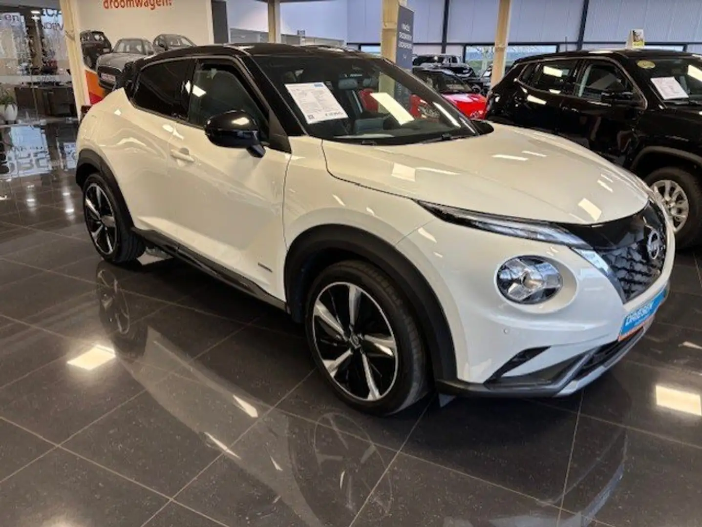 Nissan Juke Juke 1.6 Xtronic N-Design Hybrid/Navigatie/1j ga Weiß - 1