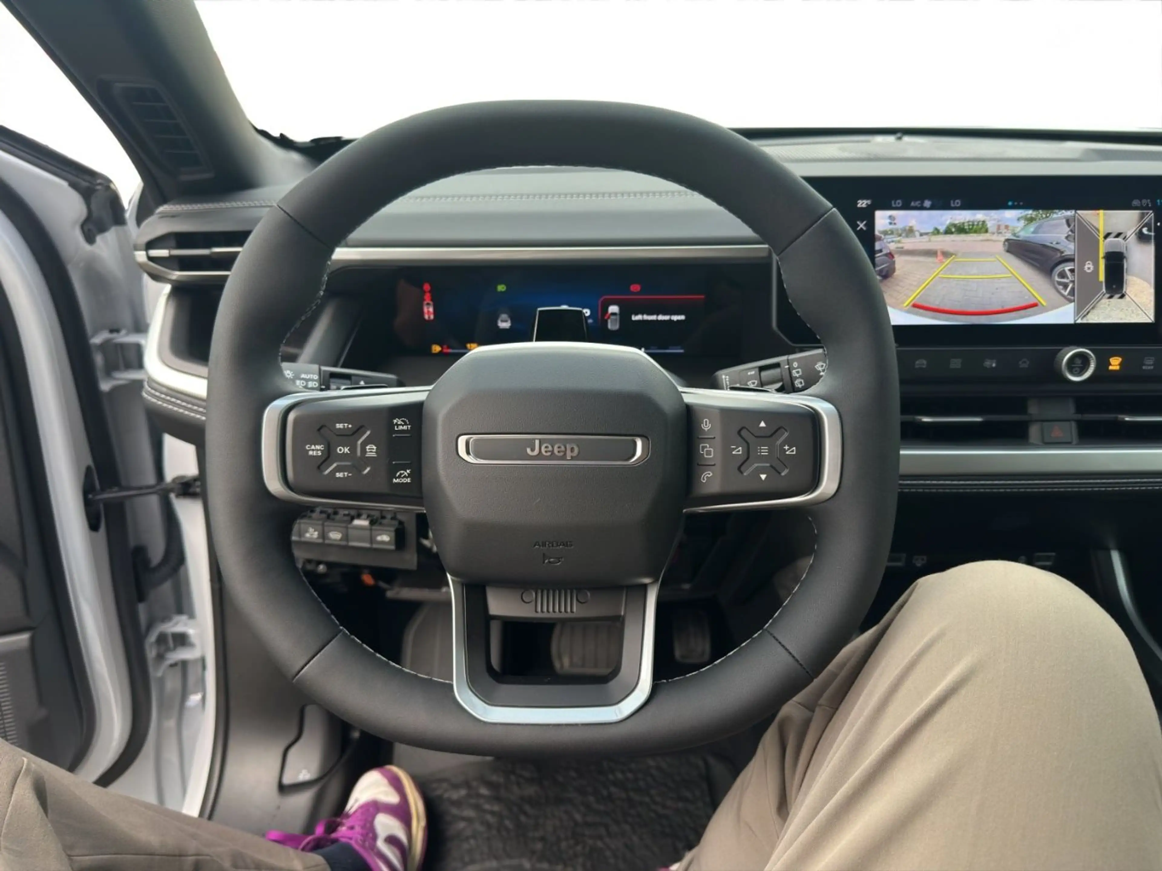 Jeep Compass E- eDCT 1.2 Summit GJR KEYLESS PANO — photo 13
