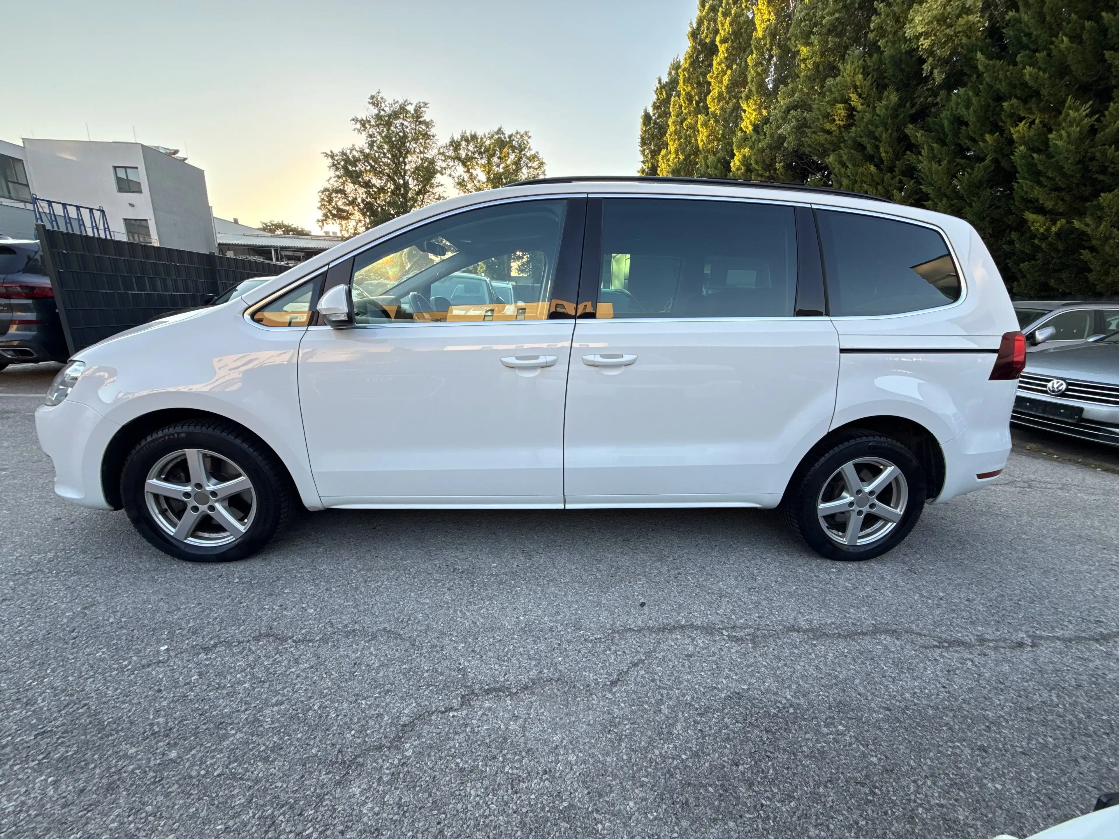 Volkswagen Sharan Business BMT SCR 2,0 TDI — photo 8