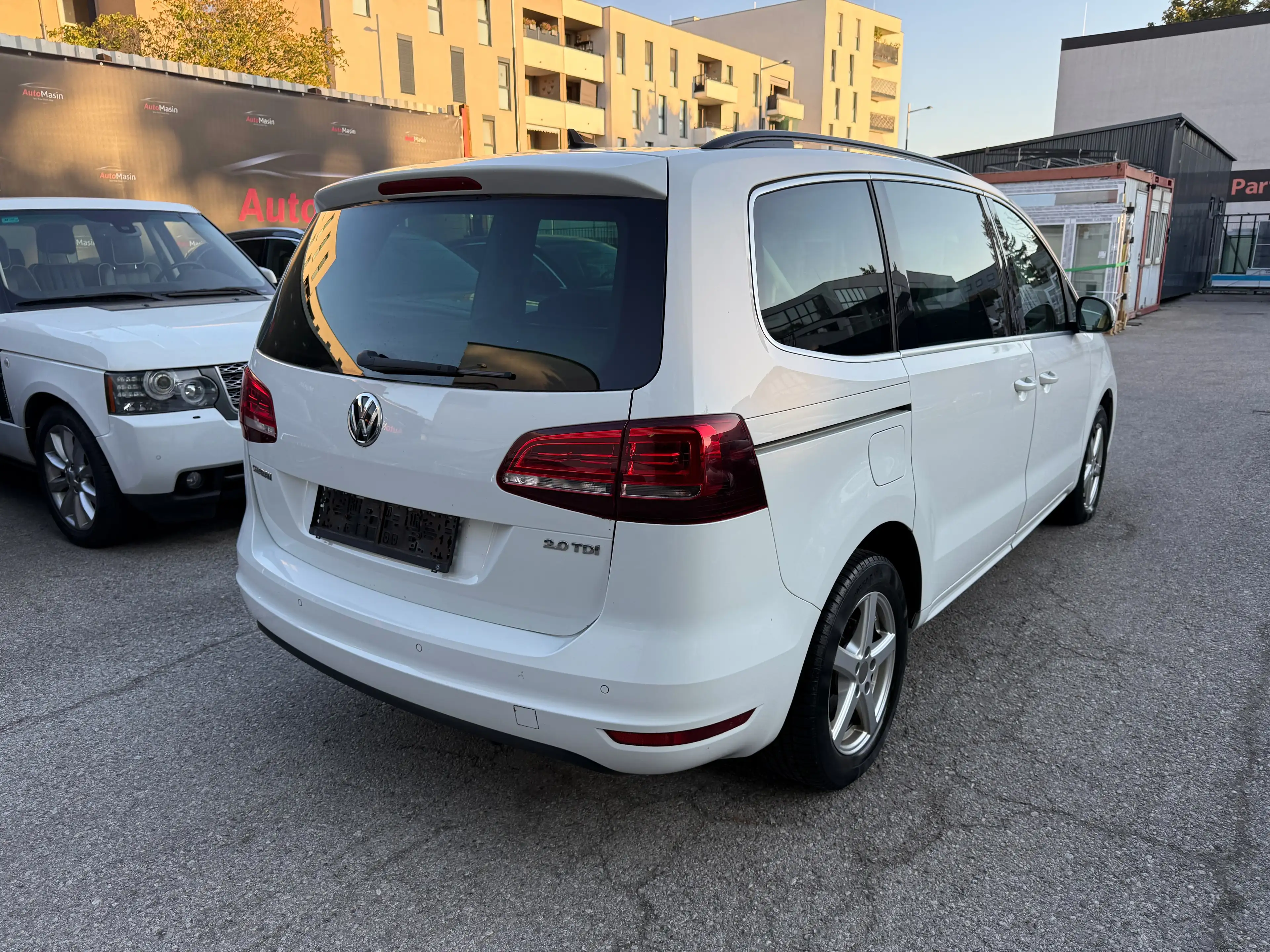 Volkswagen Sharan Business BMT SCR 2,0 TDI — photo 2