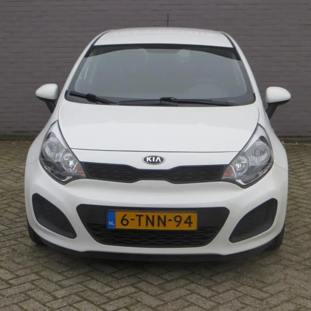 Kia Rio 1.2 CVVT ComfortLine van Eerste eigenaar!!! Wit - 2