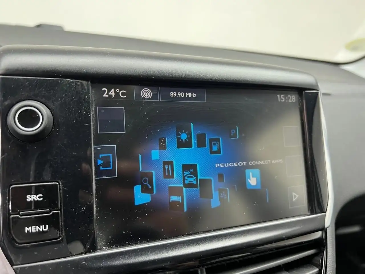 Peugeot 208 208 — photo 11