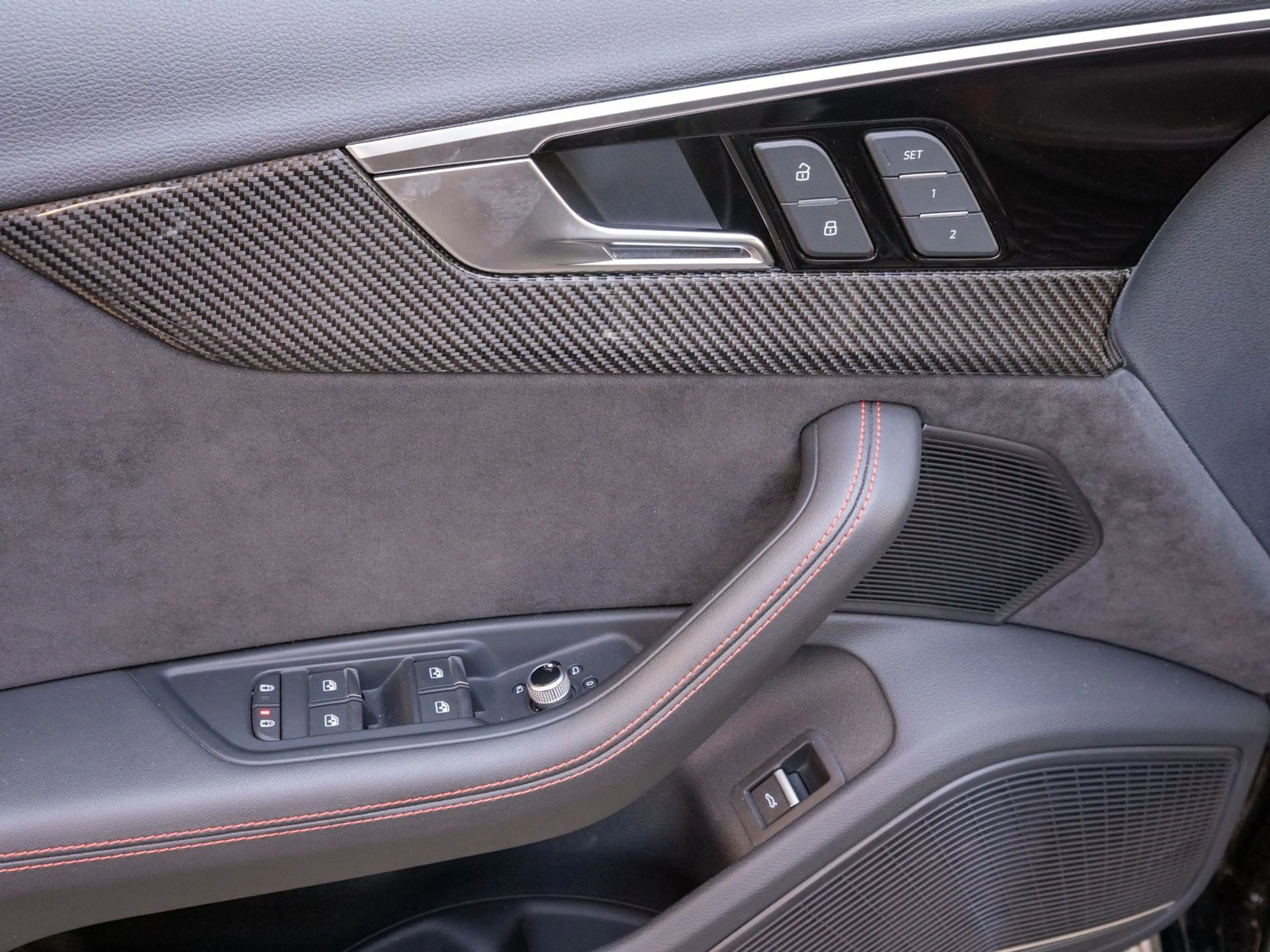 Audi RS4 tiptronic 360° PANO B&O RS-AGA 280kmh — photo 11