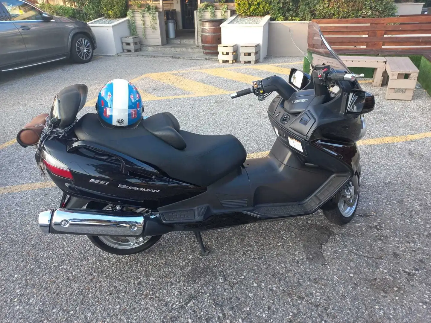 Suzuki Burgman 650 Fekete - 1