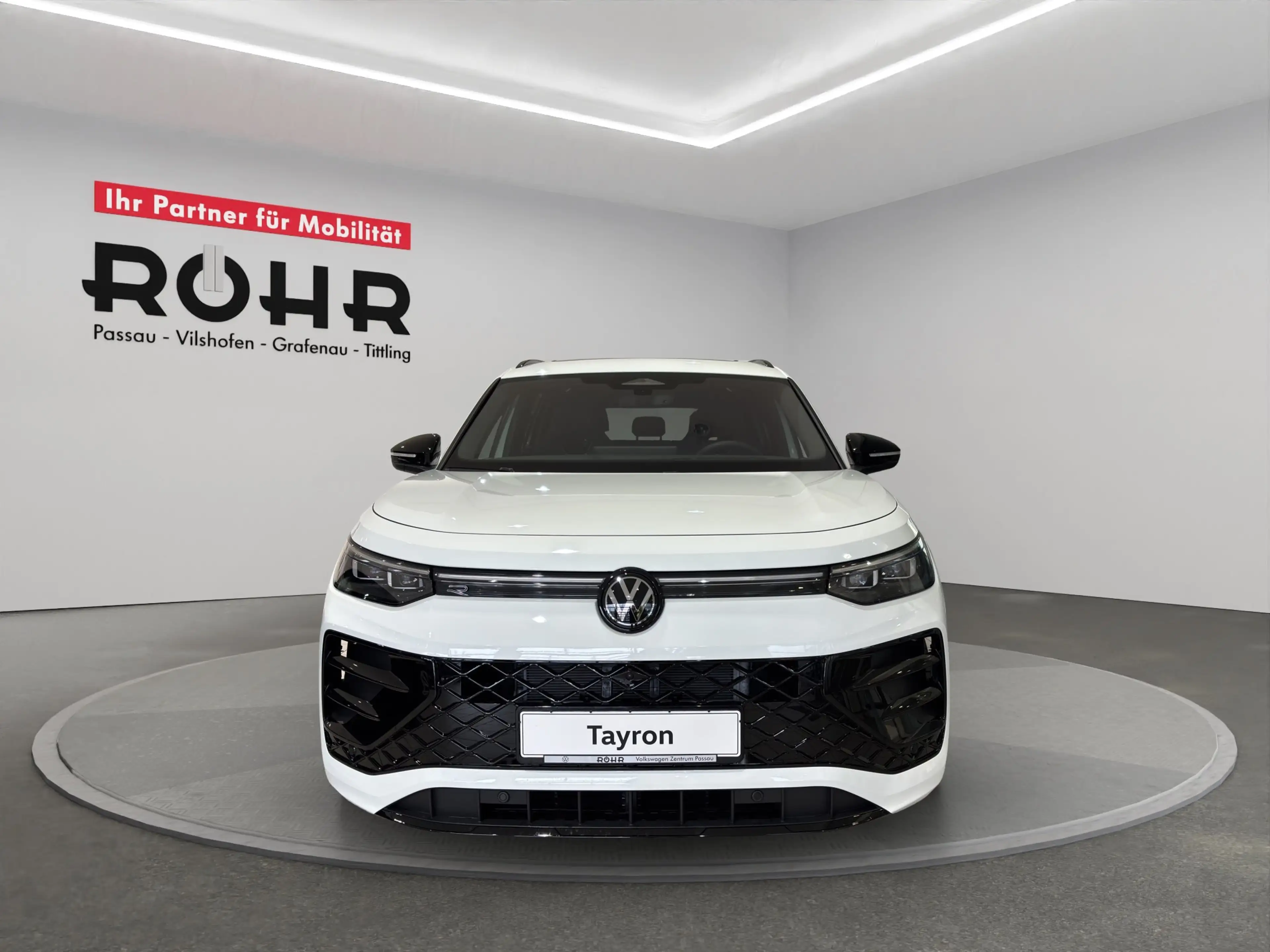 Volkswagen Tayron R-Line 1.5 eHybrid DSG 360 ACC HUD Kam. — photo 2