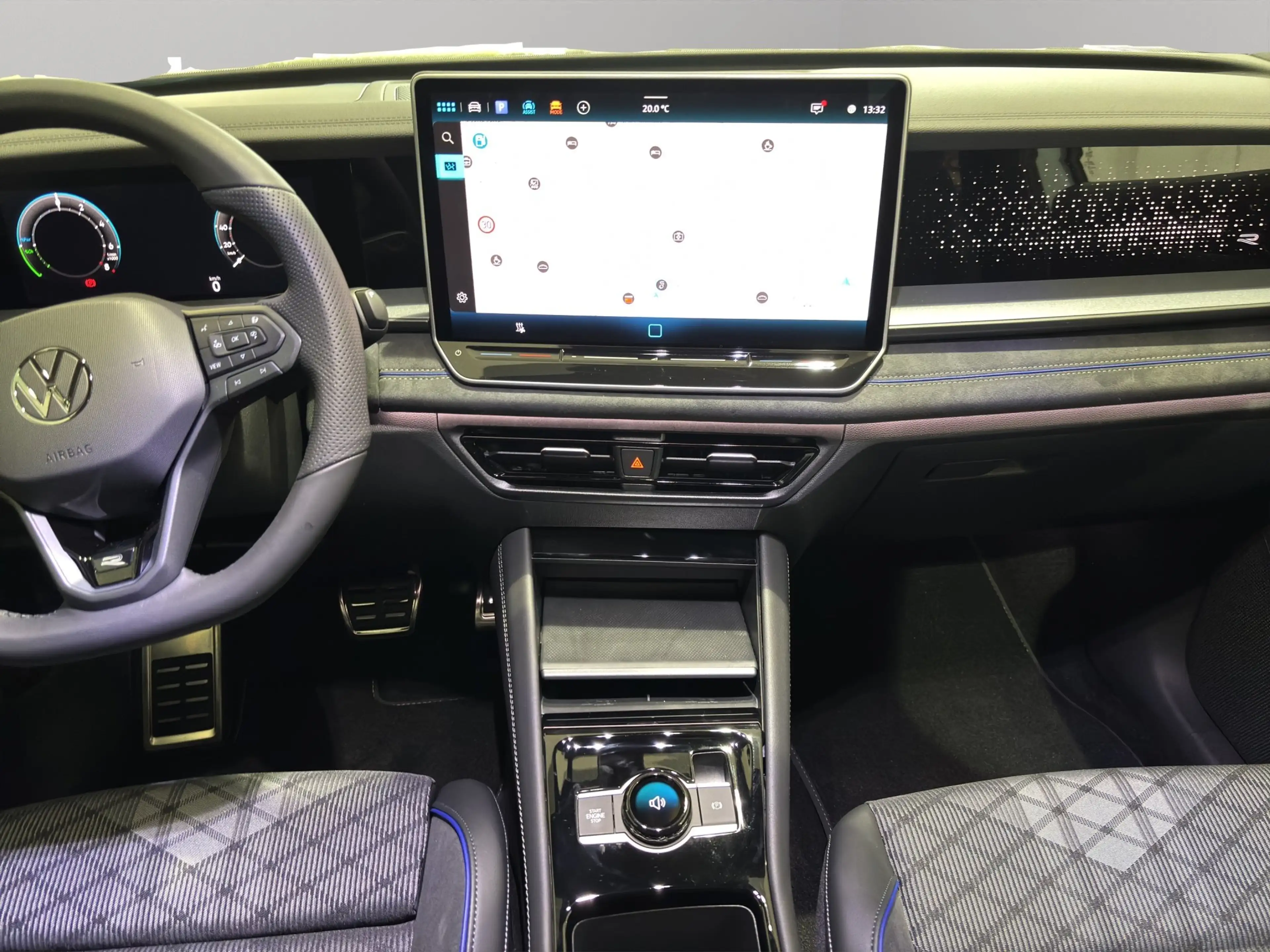 Volkswagen Tayron R-Line 1.5 eHybrid DSG 360 ACC HUD Kam. — photo 11