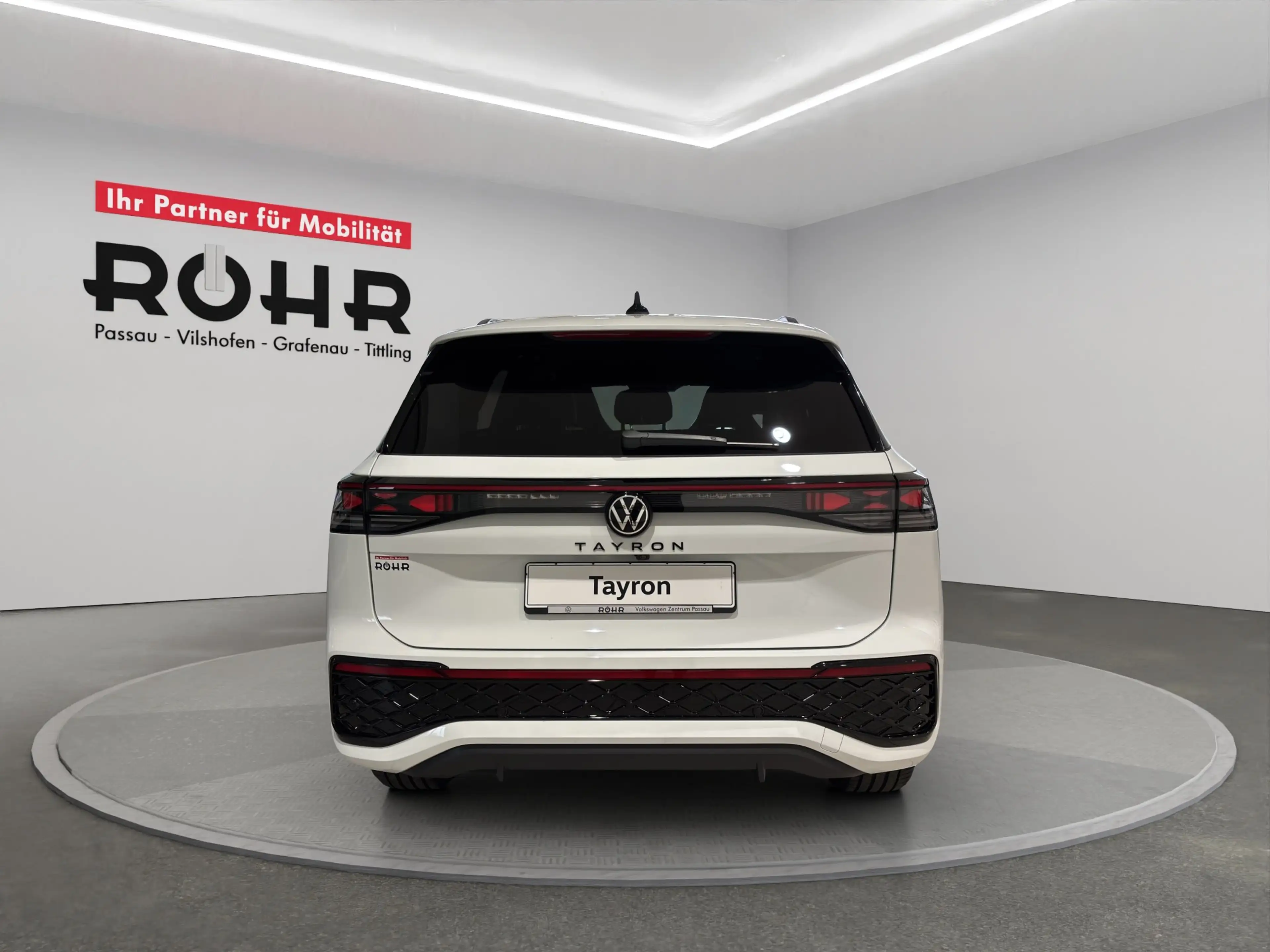 Volkswagen Tayron R-Line 1.5 eHybrid DSG 360 ACC HUD Kam. — photo 5