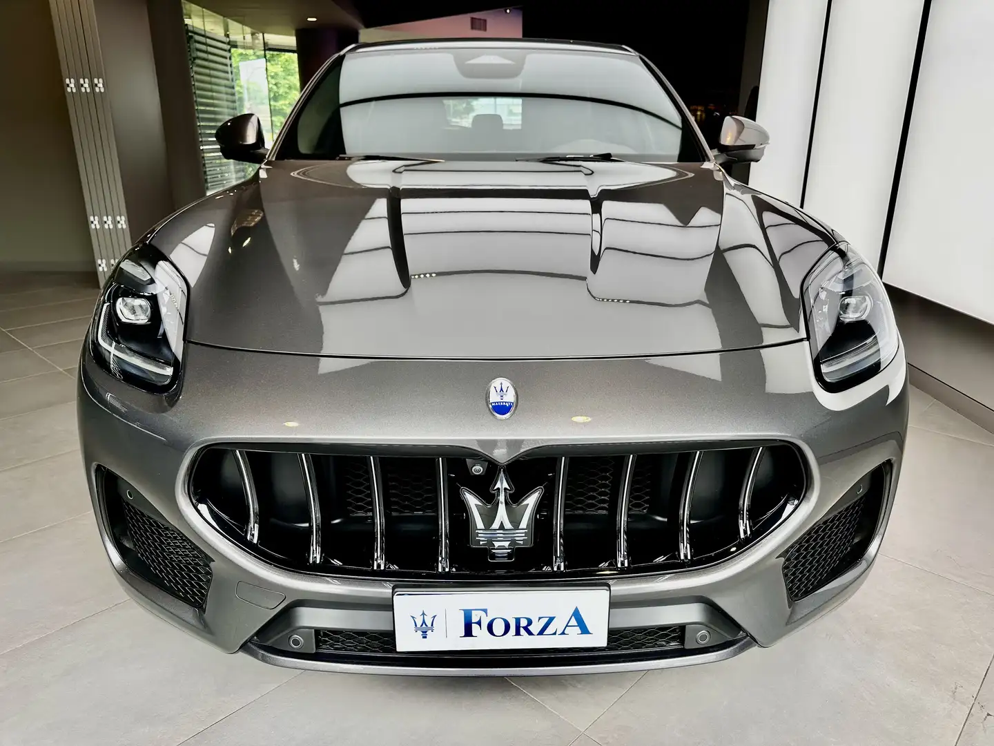 Maserati Grecale 2.0 mhev GT 250cv auto, Tel. 360°, Sport Pack Grigio - 2
