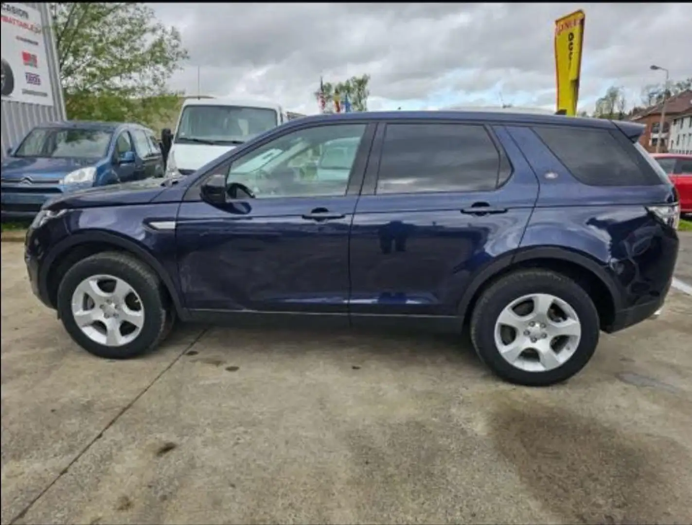 Land Rover Discovery Sport Discovery Sport TD4 HSE Bleu - 1