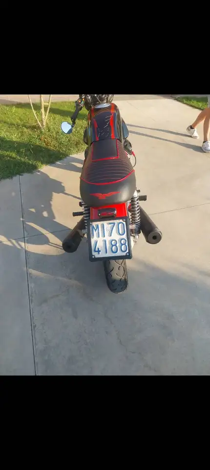 Moto Guzzi V 35