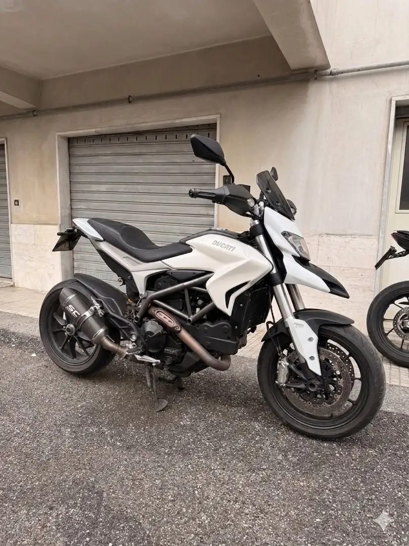 Ducati Hyperstrada - 1