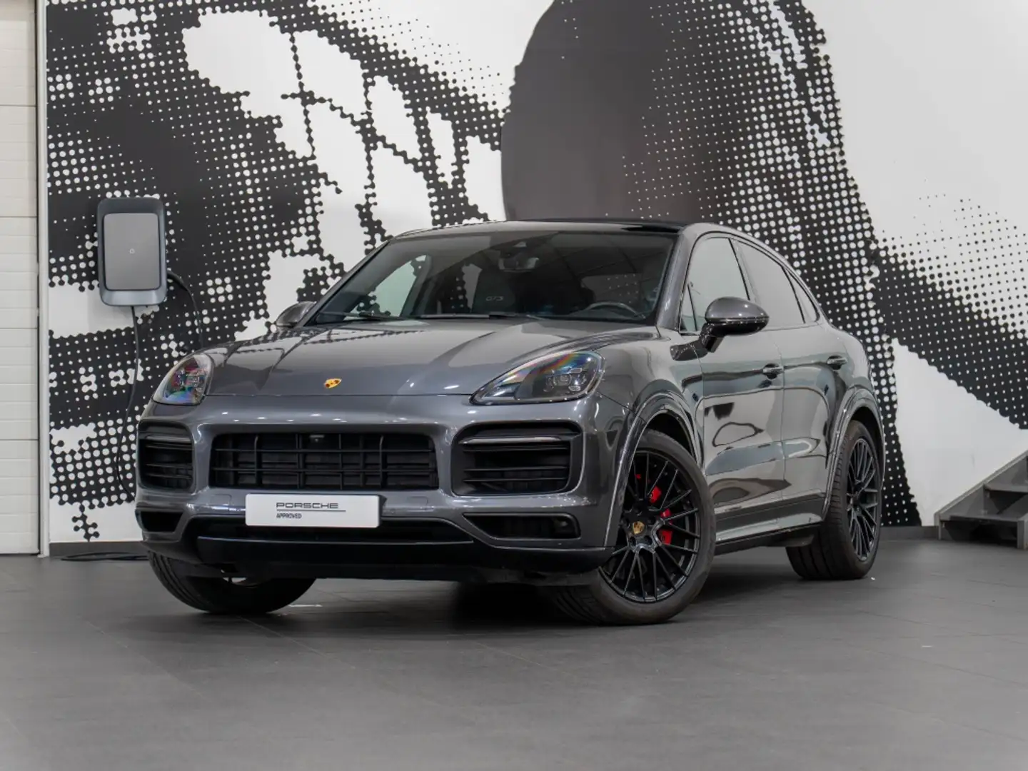 Porsche Cayenne Coupé GTS Grau - 1