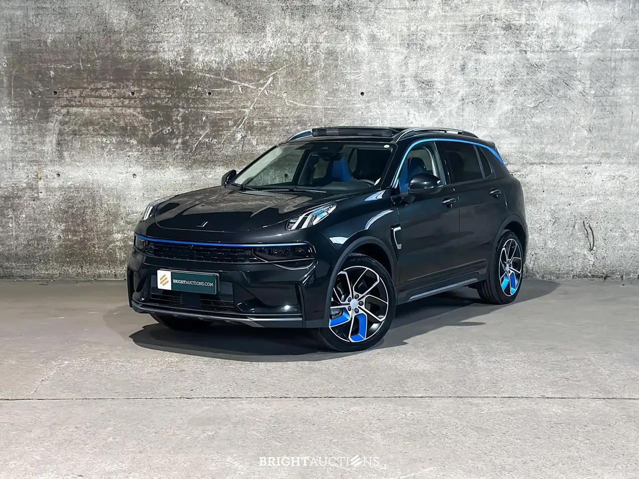 Lynk & Co 01