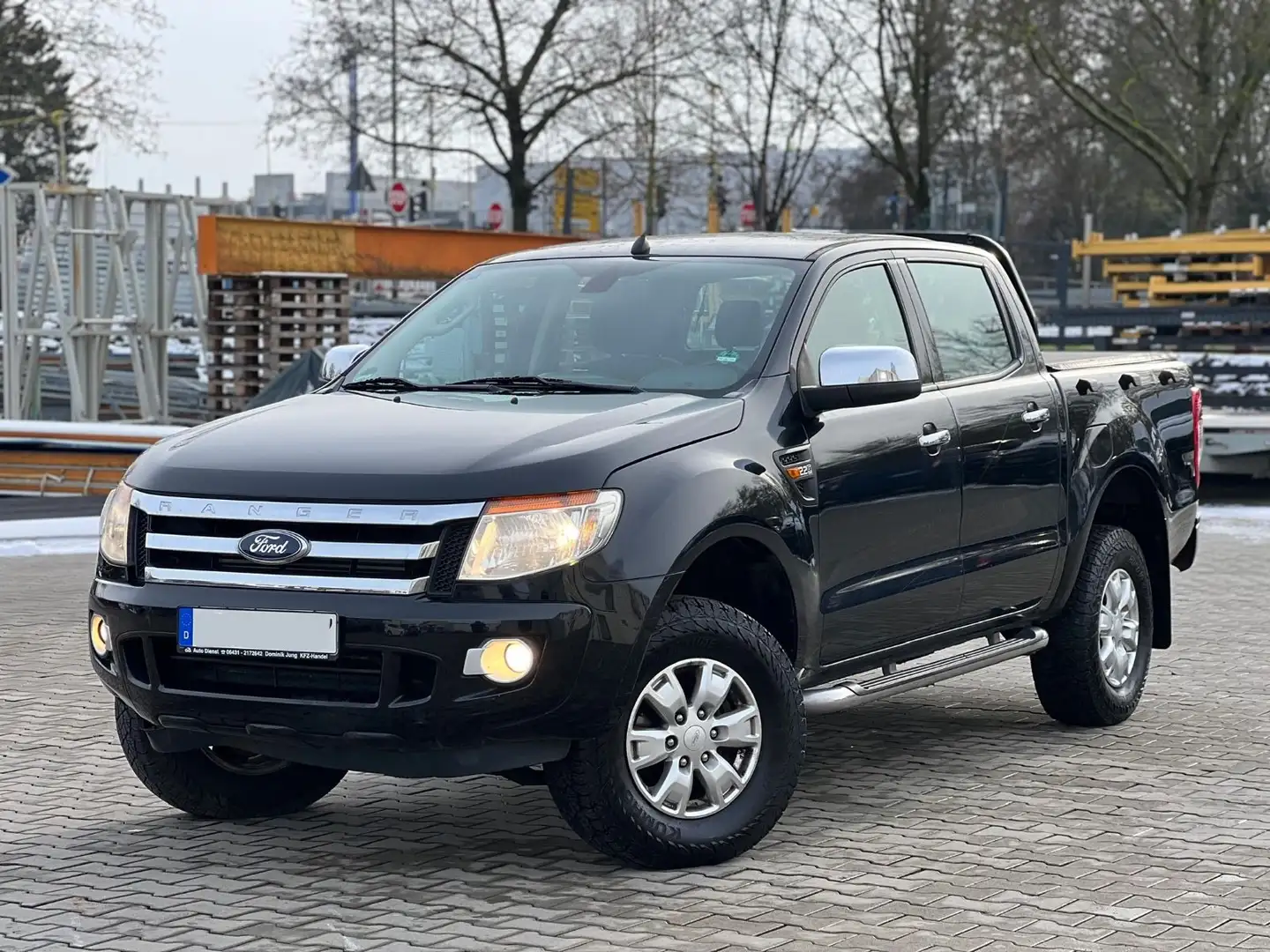 Ford Ranger 2.2TDCI XLT 6-Ga. Doppelk. 4x4 Tausch Mö. Noir - 1