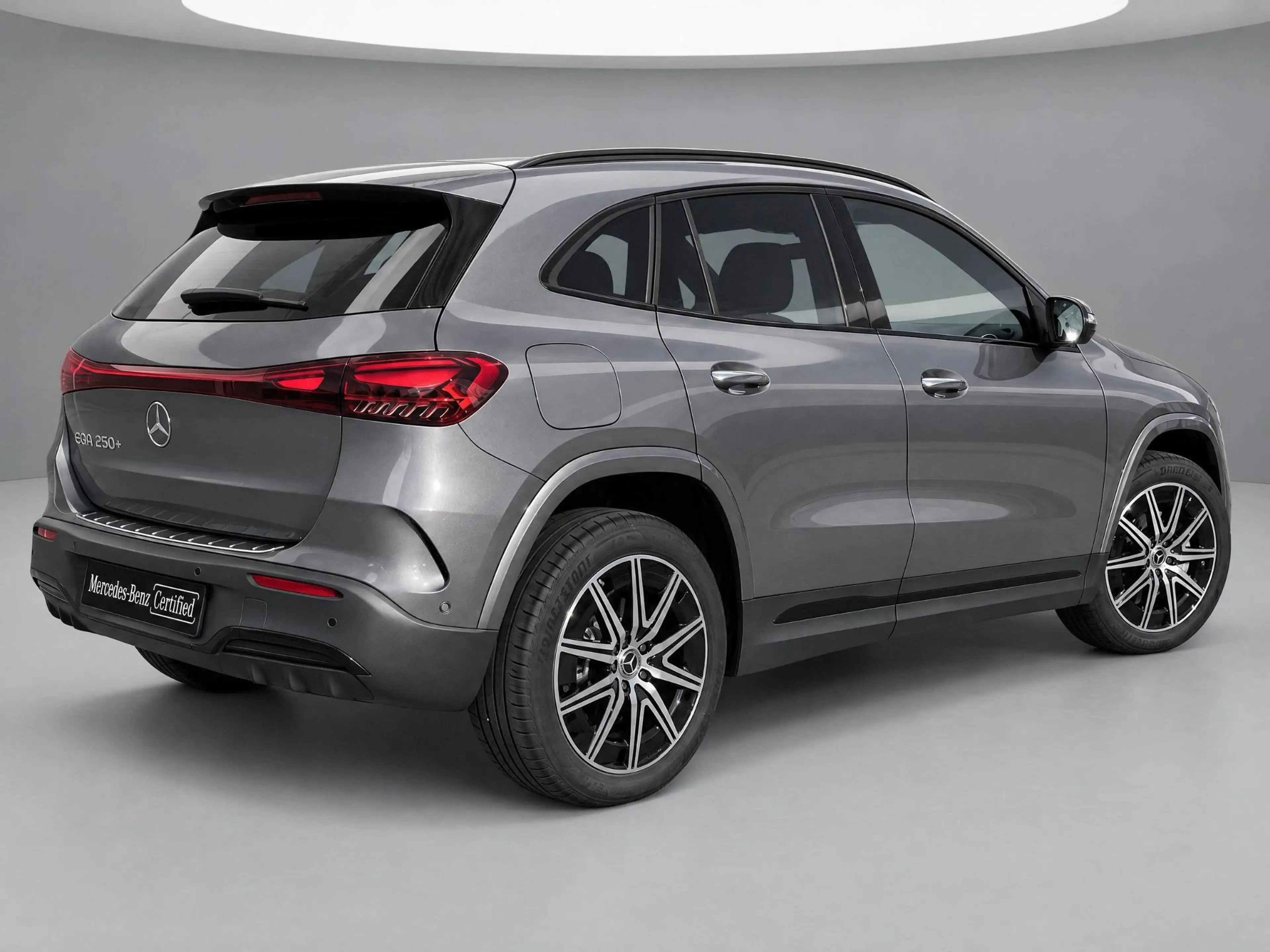 Mercedes-Benz EQA 250 250+ AMG | Panoramadak | Night Pakket | Winter Pak — photo 2