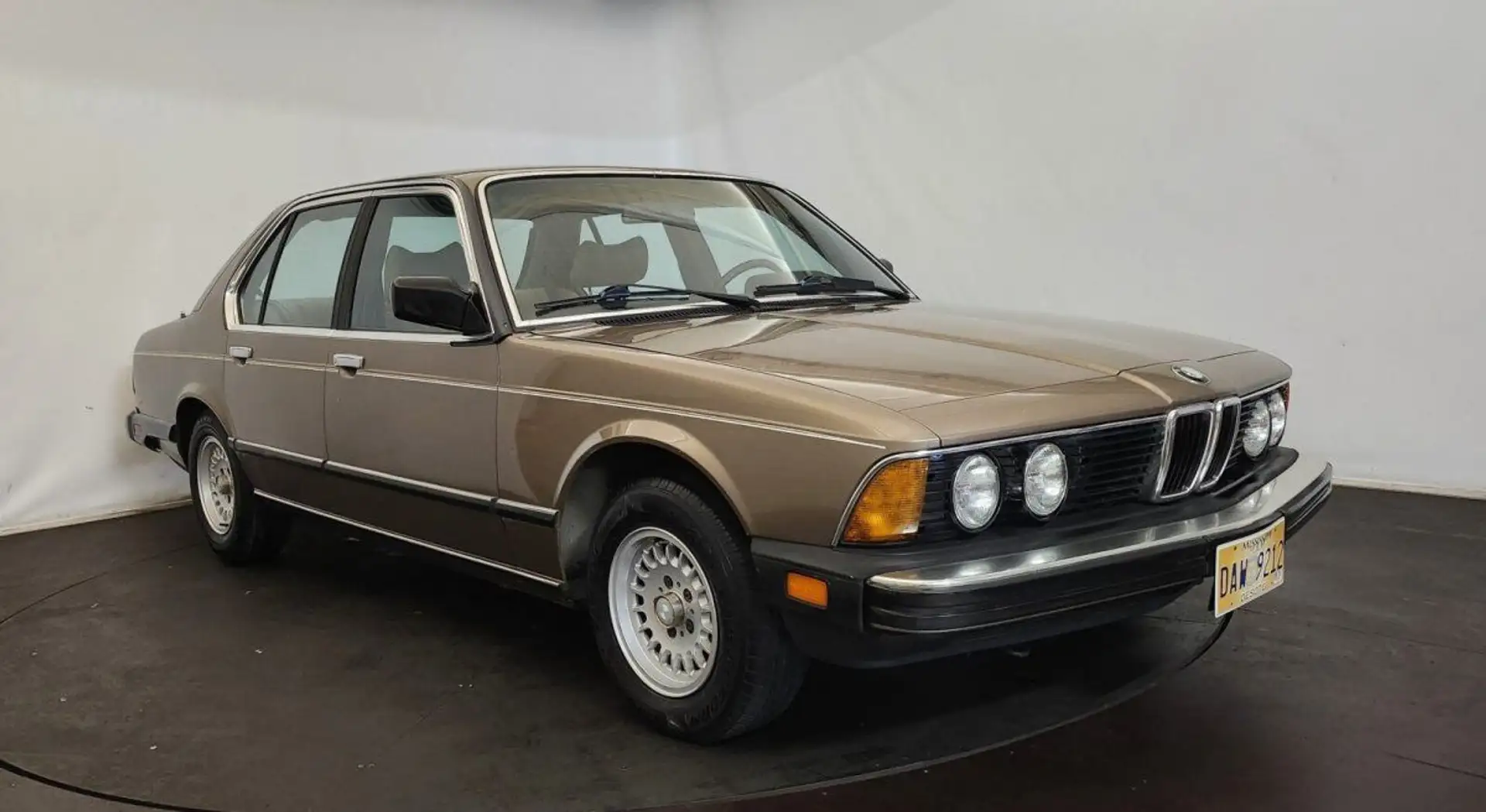 BMW 745 733 - 1