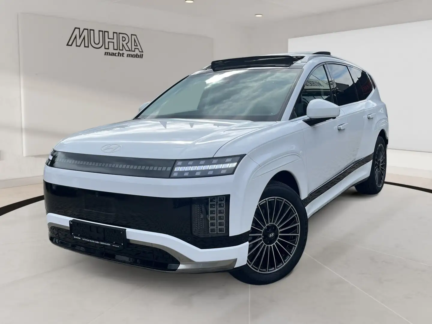 Hyundai IONIQ 9 UNIQ 4WD 6-SITZER RELAX PANORAMA ALLRAD Bílá - 2