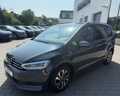 Annonce voiture d'occasion Volkswagen Touran - CARADIZE