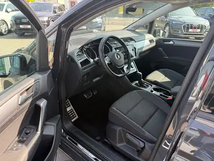 Annonce voiture d'occasion Volkswagen Touran - CARADIZE