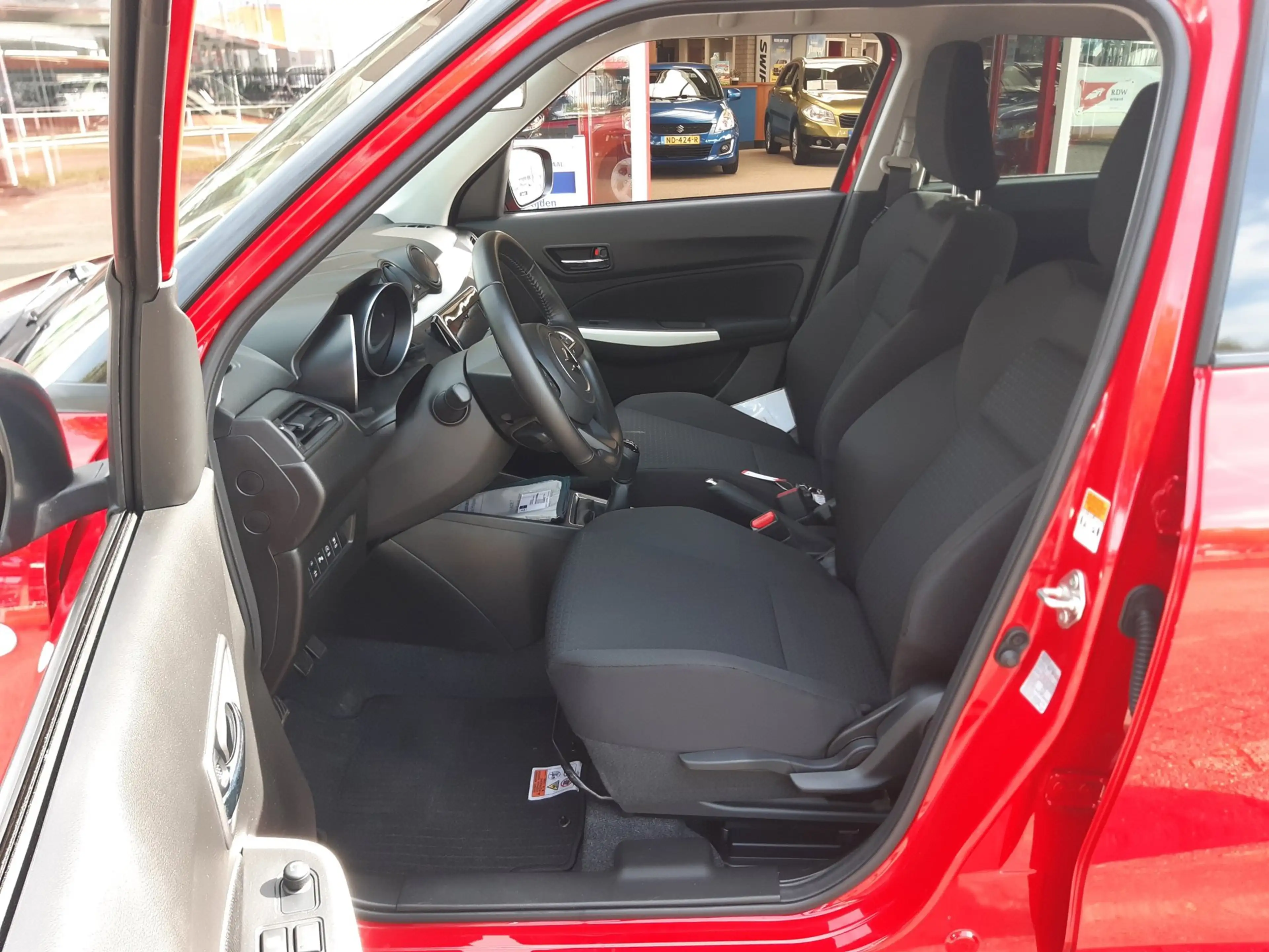 Suzuki Swift 1.2 Select Smart Hybrid 1e eigenaar lage km stand — photo 25