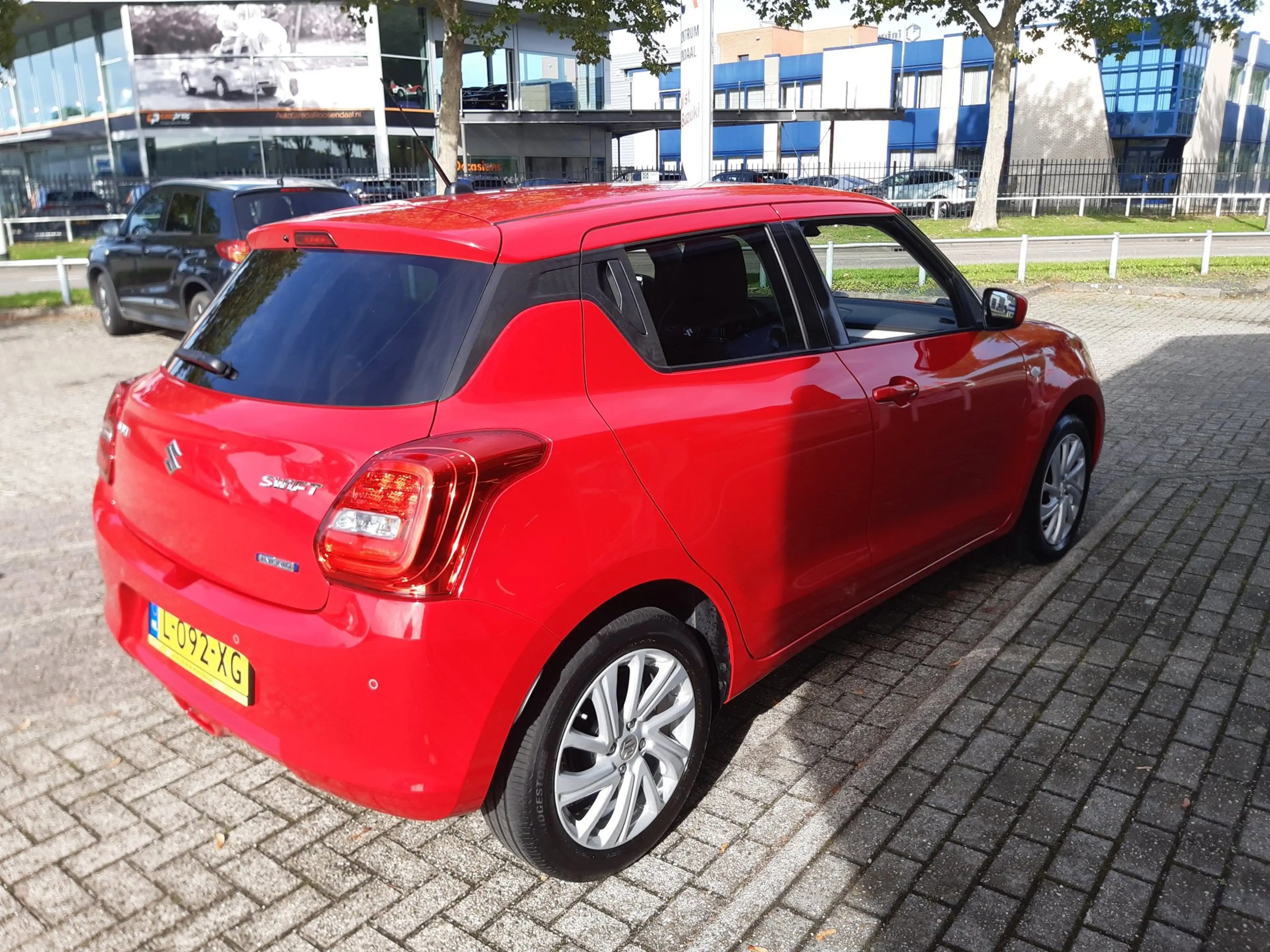 Suzuki Swift 1.2 Select Smart Hybrid 1e eigenaar lage km stand — photo 22
