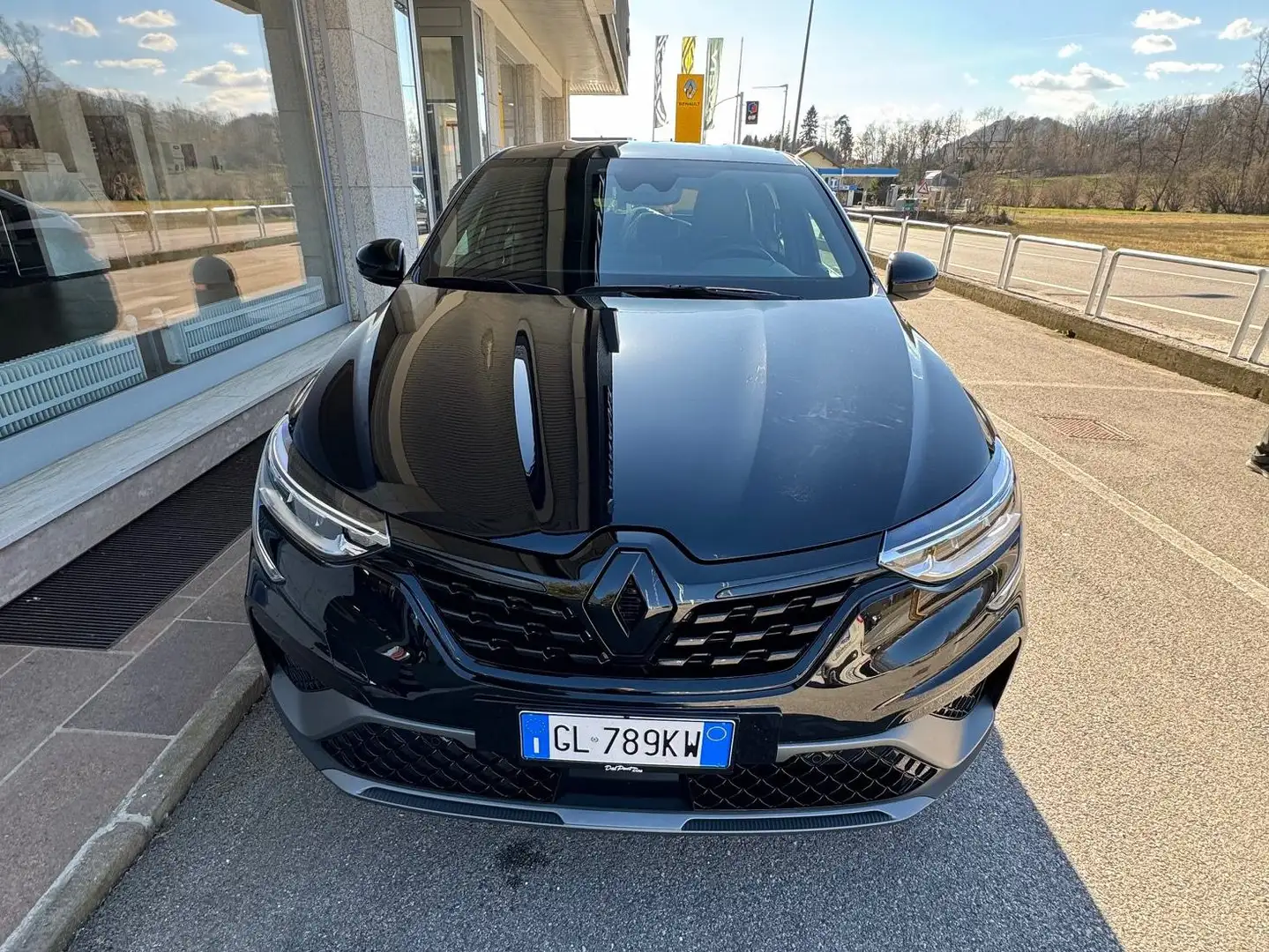 Renault Arkana Arkana 1.6 E-Tech full hybrid Engineered145cv Чорний - 2