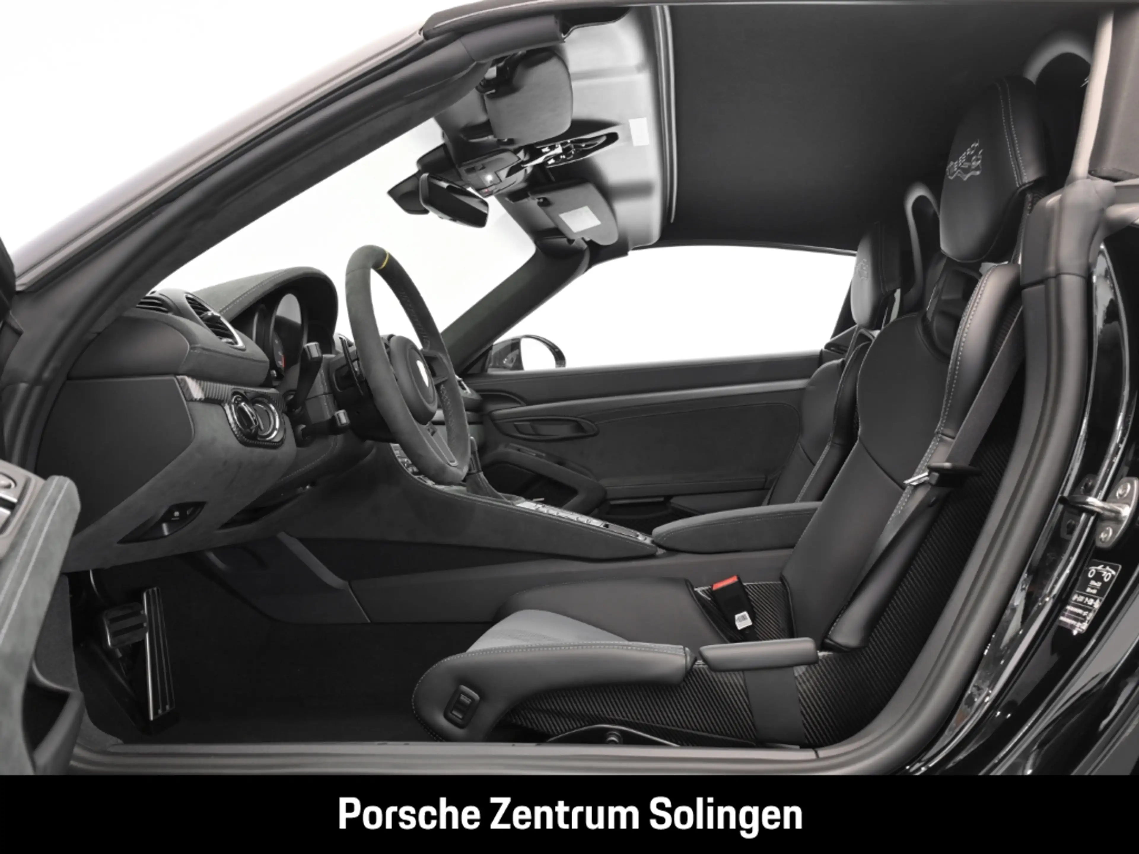 Porsche 718 Spyder RS Weissach Bose LED Chrono Lift 90l — photo 15
